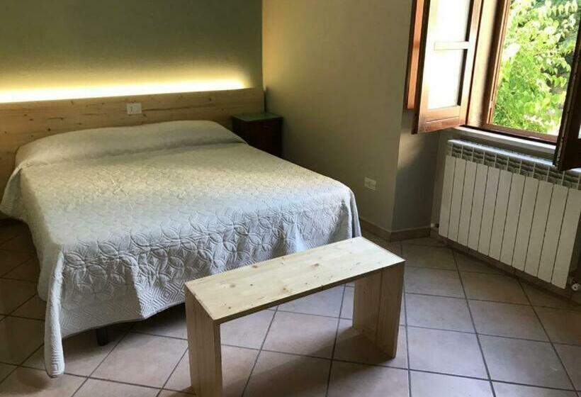 호스텔 Rura , Nel Cuore Del Pollino