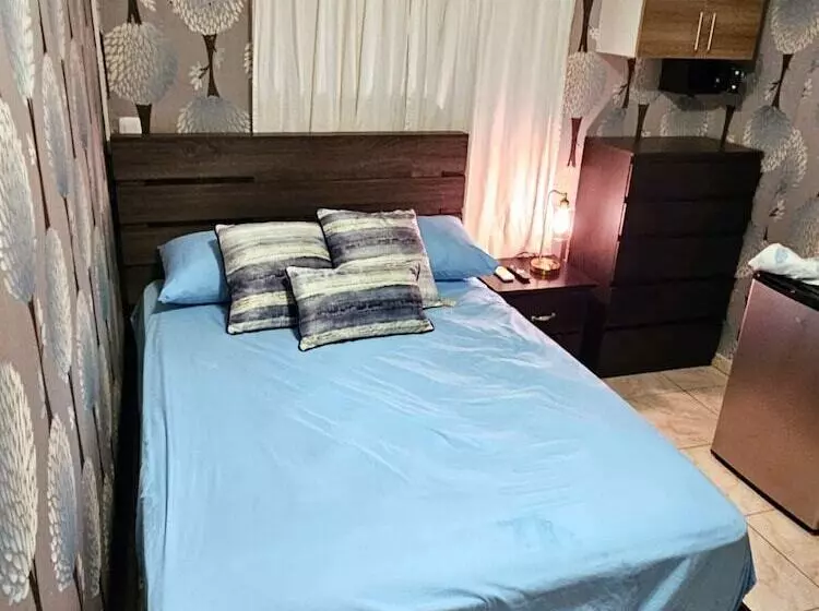 تختخواب و صبحانه Casa De Huespedes Bella Vista