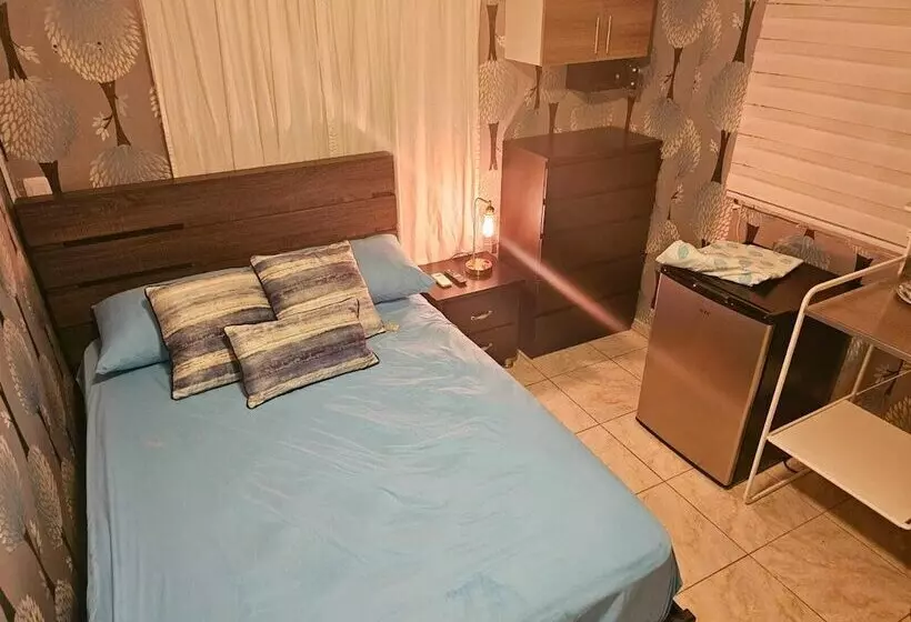 تختخواب و صبحانه Casa De Huespedes Bella Vista