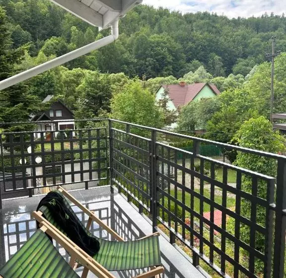 Aamiaismajoitus (B&B) Safari House   Wisła