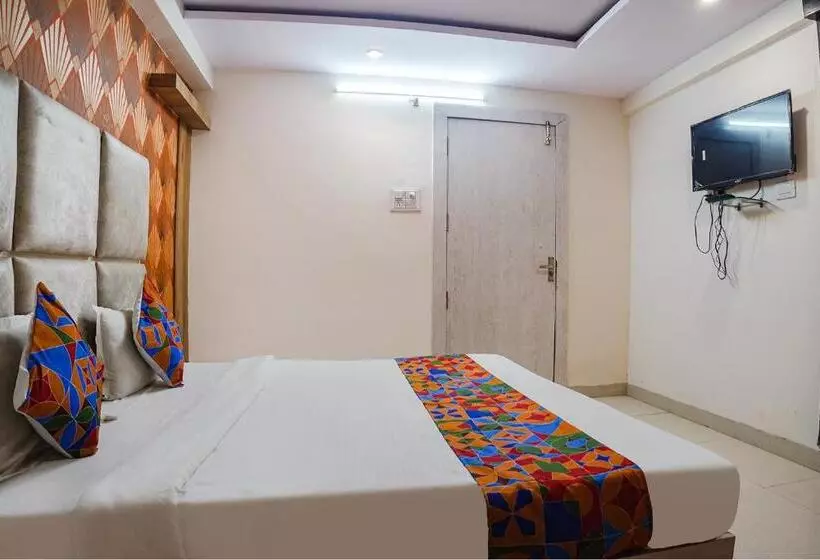 Fabhotel The Pannies