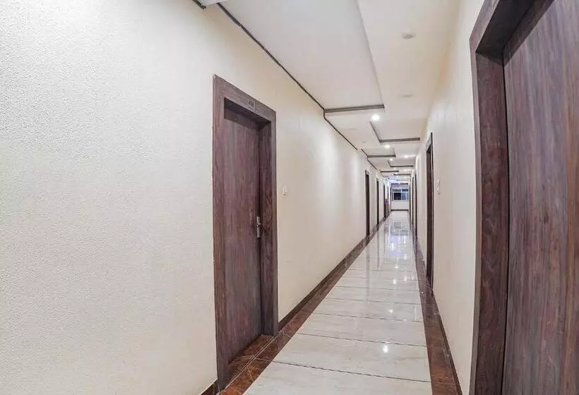 Fabhotel The Pannies