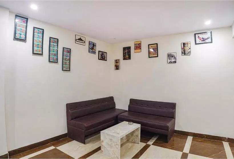 Fabhotel The Pannies