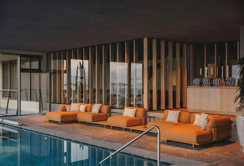 Hotelli Cape Of Senses