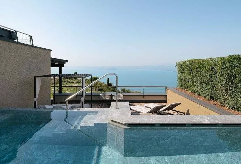 Hotelli Cape Of Senses