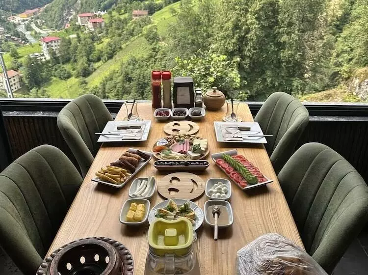 Hotelli Della Suit Bungalov