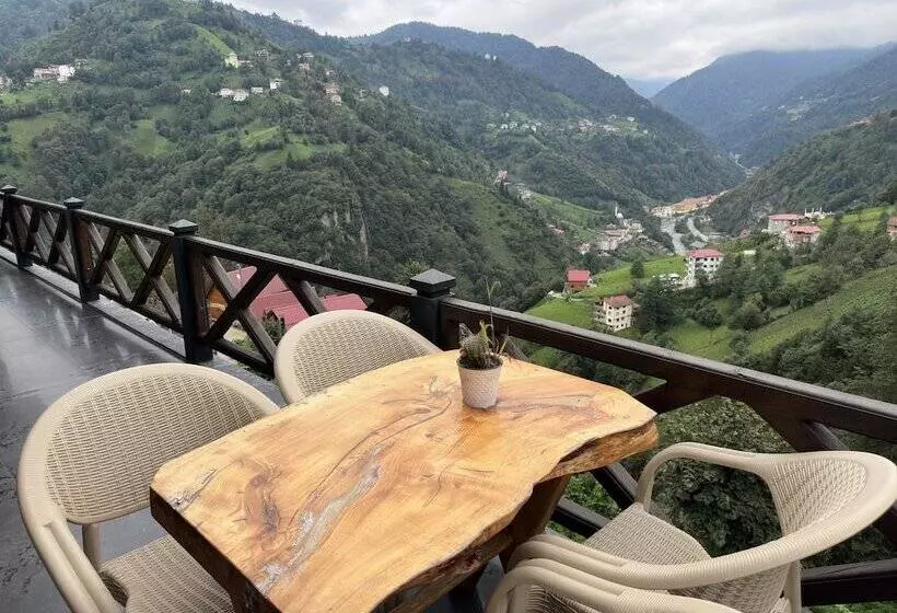 Hotelli Della Suit Bungalov