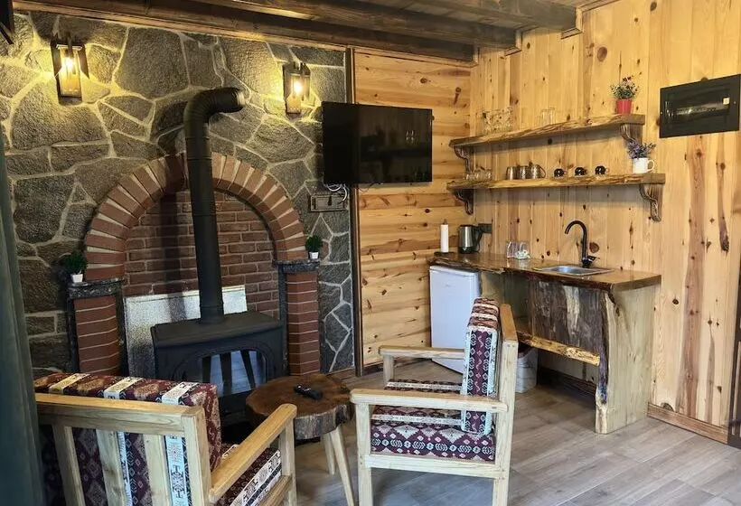 Hotelli Della Suit Bungalov