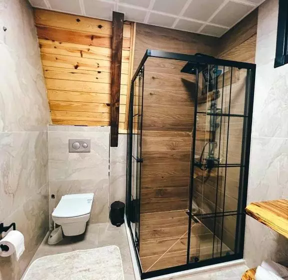 Hotelli Della Suit Bungalov