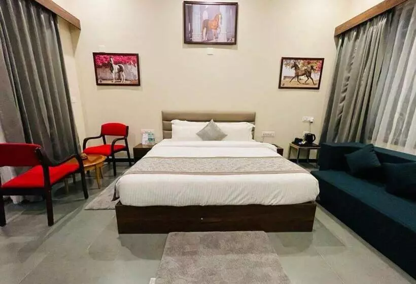 Hotel Dev Villa Resort