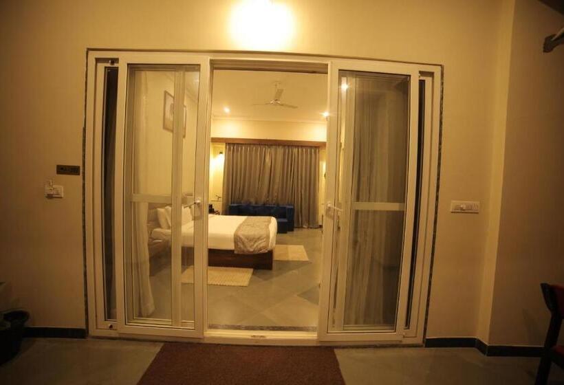 호텔 Dev Villa Resort