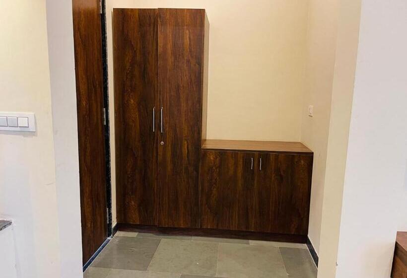 호텔 Dev Villa Resort