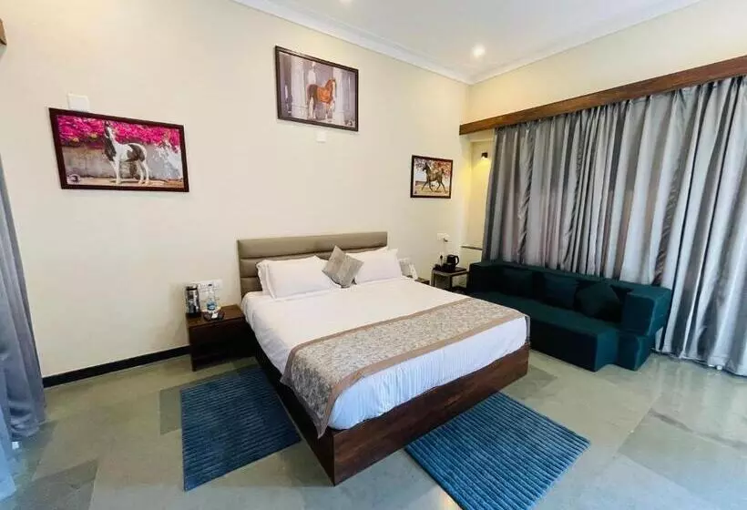Hotel Dev Villa Resort