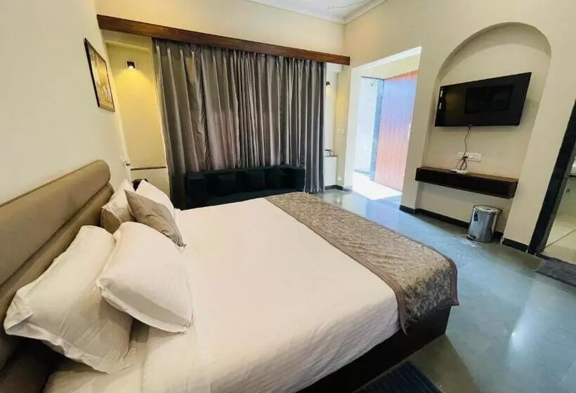Hotel Dev Villa Resort
