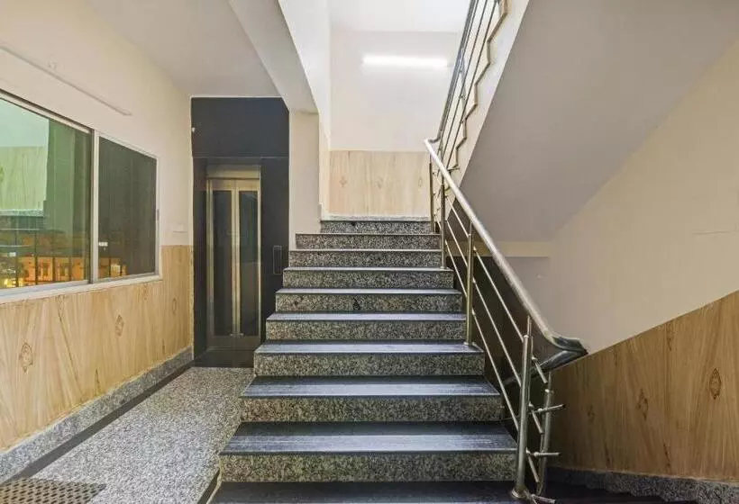 هتل Flagship Sri Jagarnath Banquet &