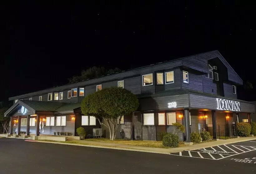 هتل Icon Inn