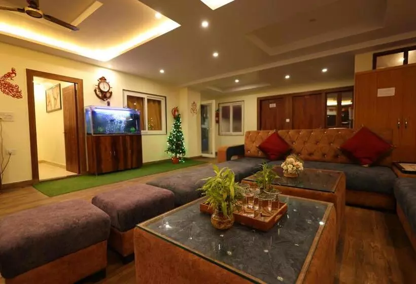 ホテル Perfectstayz Value Forest Valley Near Waterfall