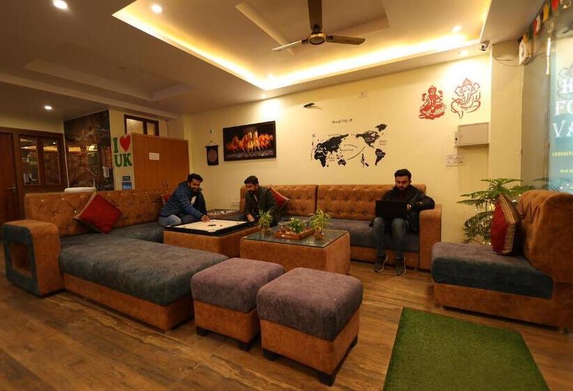 Hôtel Perfect Stayz Premium Forest Valley Near Waterfall