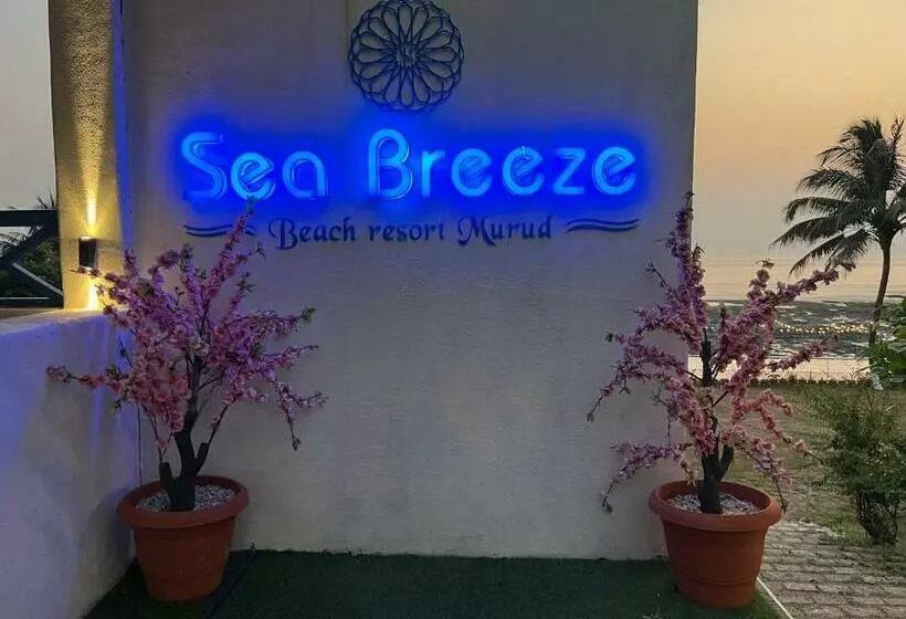 Hotelli Sea Breeze Beach Resort