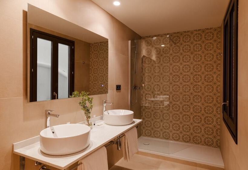 Los Arcos Hotel Gothic Quarter, Sonder