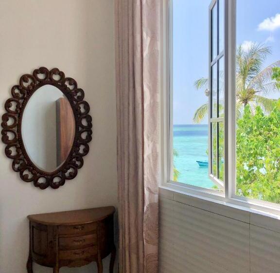 پانسیون Aqua Sunset