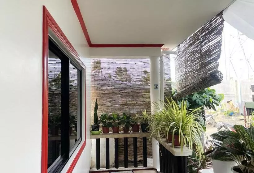 پانسیون Lara S Guesthouse Siargao
