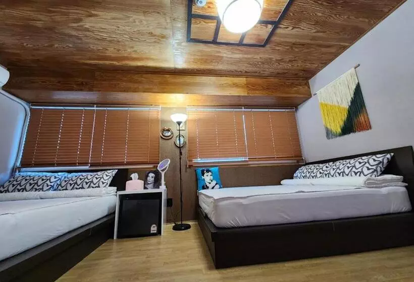 ペンション Leehakjang Guesthouse