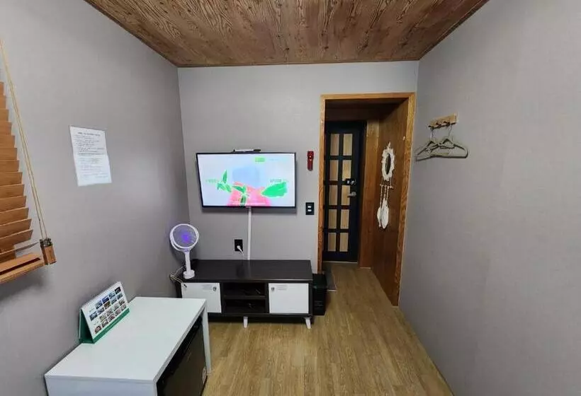 ペンション Leehakjang Guesthouse