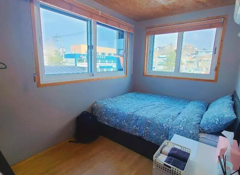 ペンション Leehakjang Guesthouse