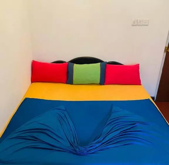 Majatalo Niwasa House