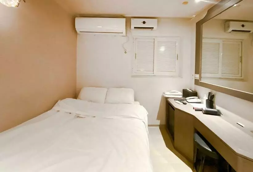 ユースホステル Maison Yongsan Myeongdon