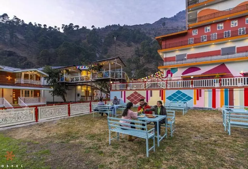 Retkeilymaja Zostel Plus Kareri