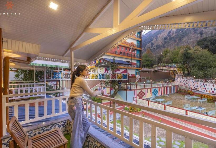 هاستل Zostel Plus Kareri