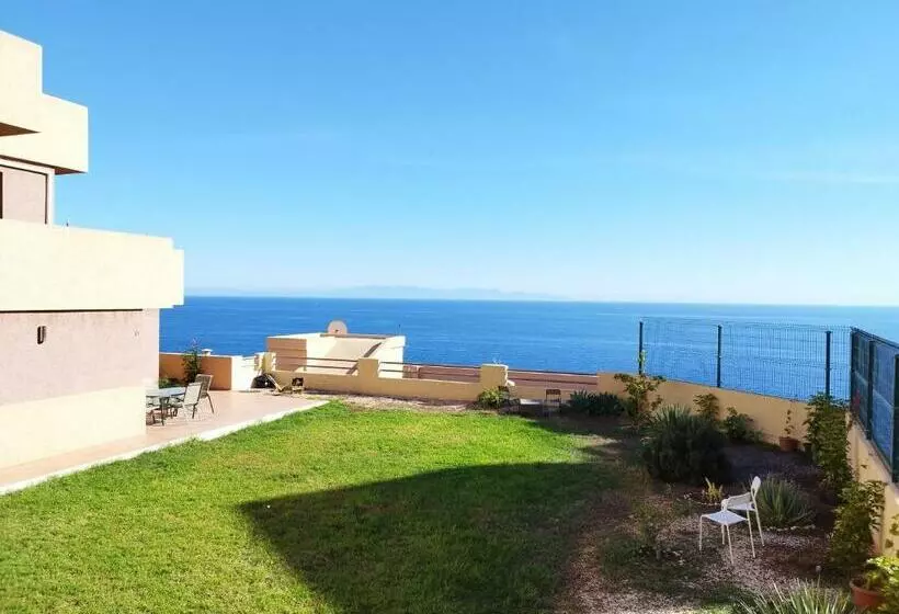 ベッドアンドブレックファースト Vivienda Vacacional Compartida Radazul