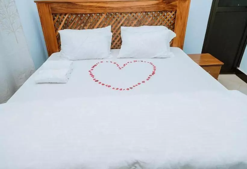 تختخواب و صبحانه Kisanga Homestay