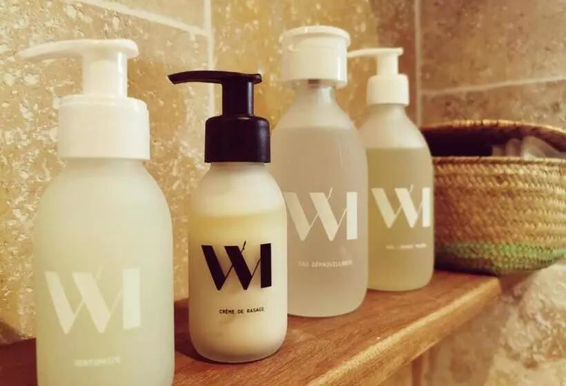 Aamiaismajoitus (B&B) La Grange De Cablanc