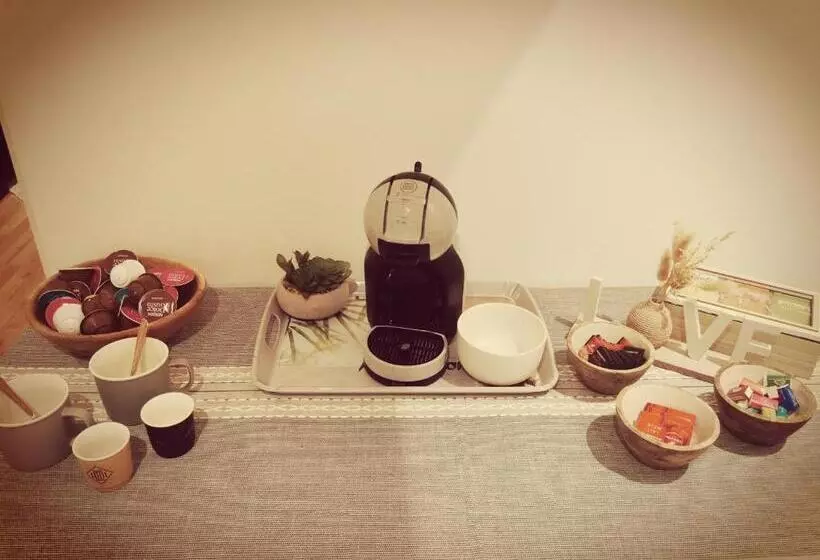 Aamiaismajoitus (B&B) La Grange De Cablanc