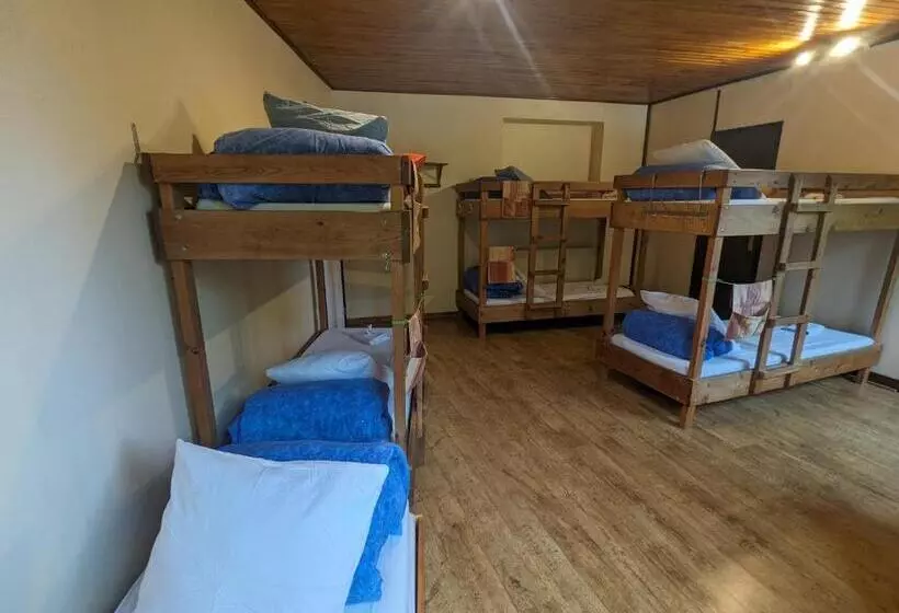 ベッドアンドブレックファースト Les Arolles   Gîte D étape Et De Séjour
