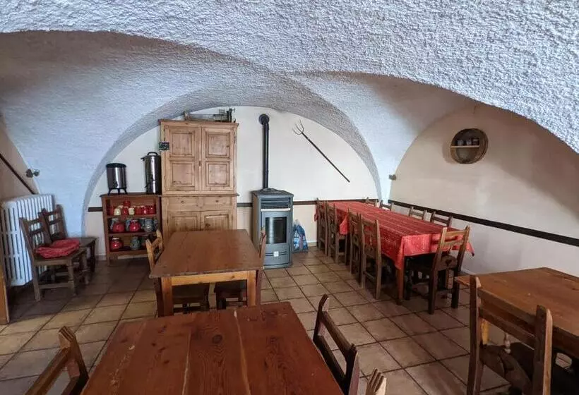 ベッドアンドブレックファースト Les Arolles   Gîte D étape Et De Séjour