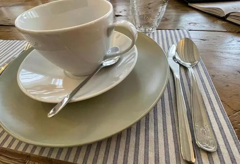 ベッドアンドブレックファースト Relais La Rocca Solferino