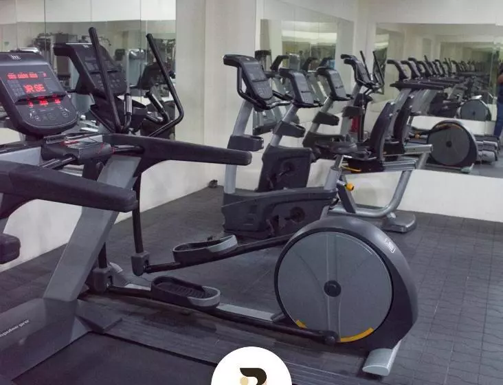 Fully Furnished Studio Near Moa