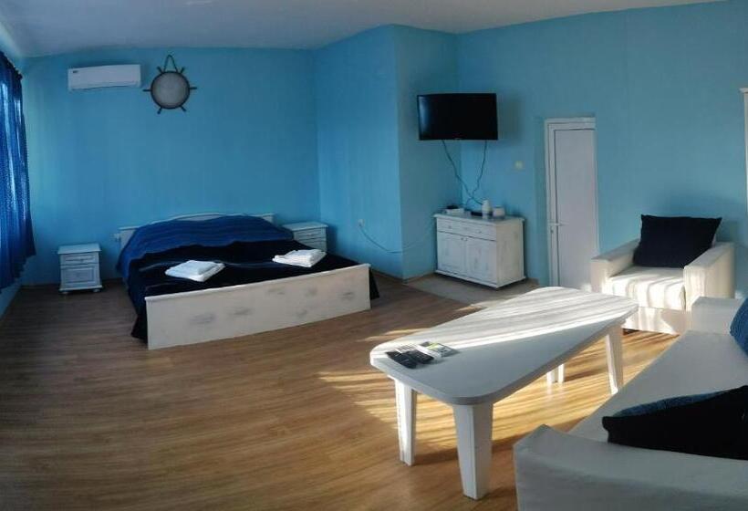 בית מלון כפרי хотел тримата мускетари