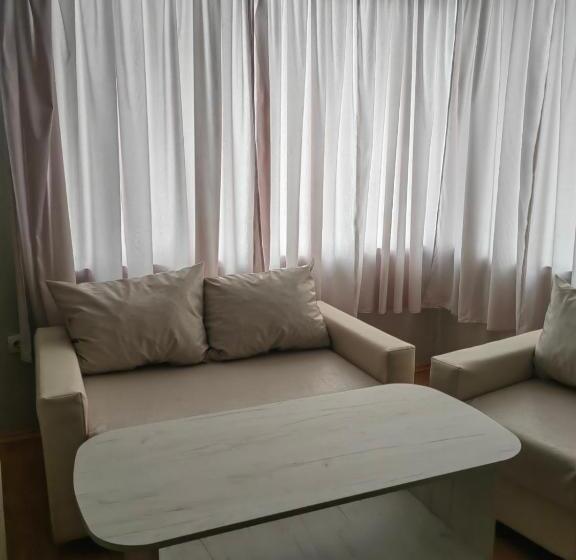 בית מלון כפרי хотел тримата мускетари