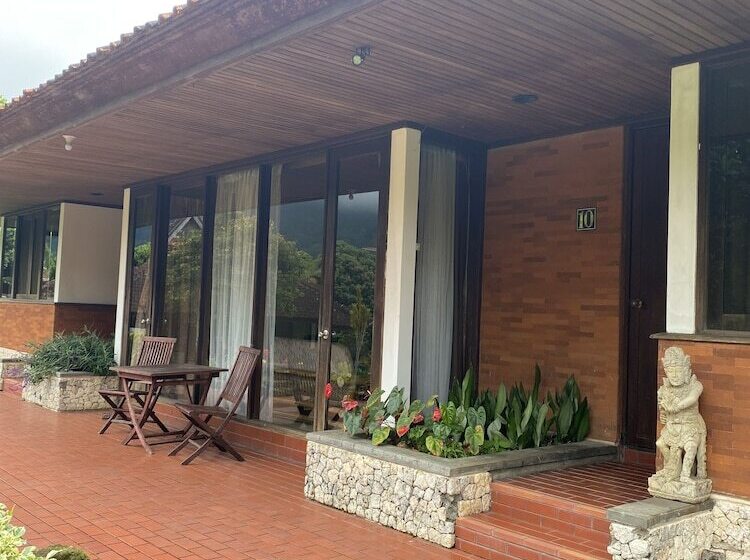 בית מלון כפרי Buyan Resort