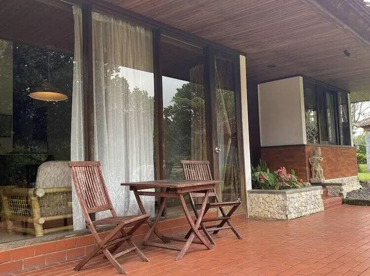 Hotelli Buyan Resort