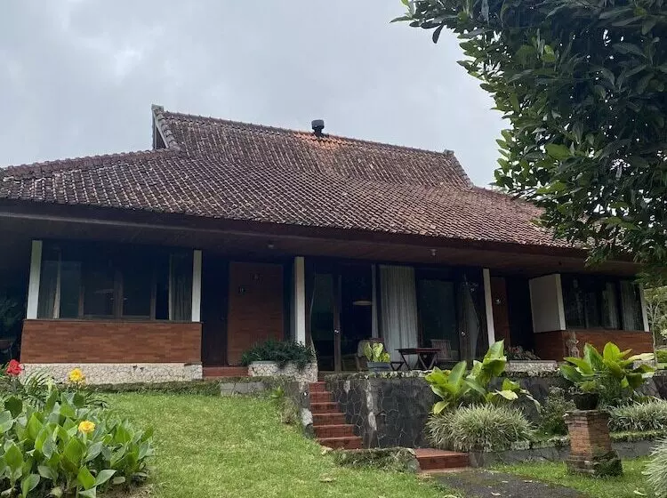 Hotelli Buyan Resort