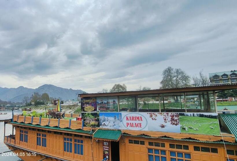 Hotel Houseboat Karima Palace
