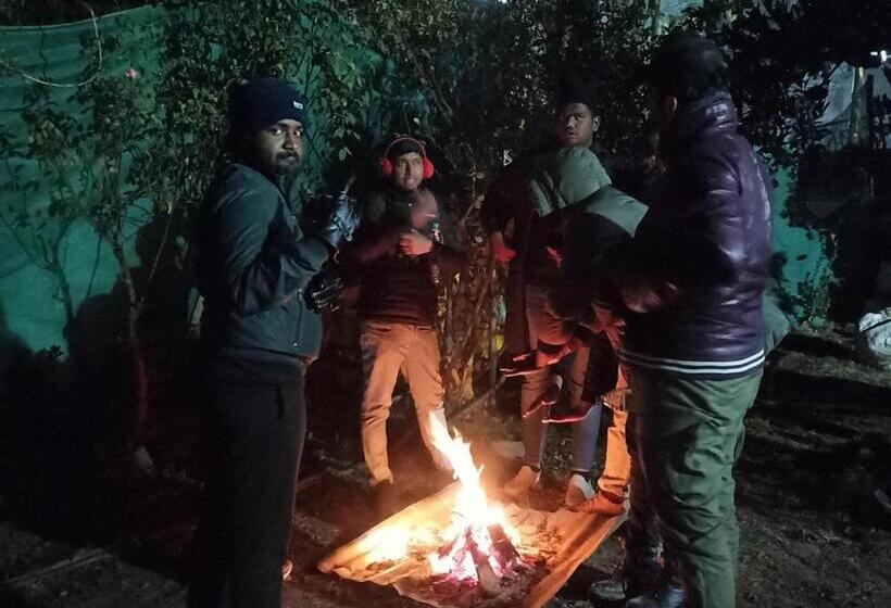 Hotel Houseboat Karima Palace