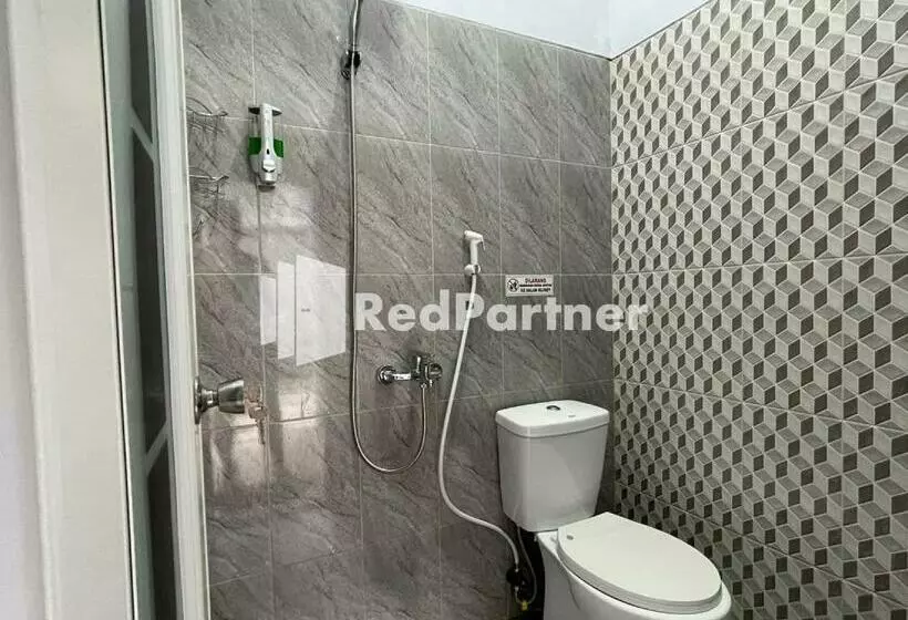 ホテル N3 Syariah Near Stasiun Tegal Mitra Reddoorz