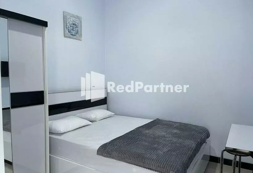 ホテル N3 Syariah Near Stasiun Tegal Mitra Reddoorz